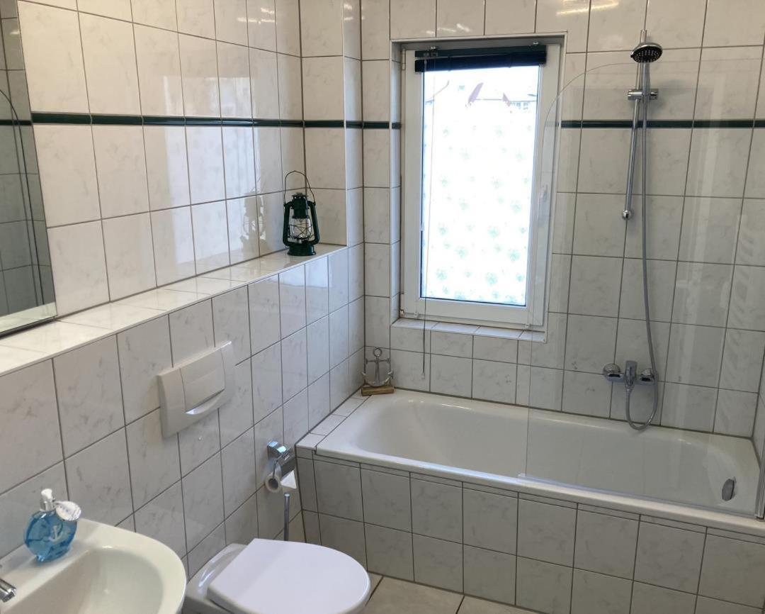 Wohnung 9 Meer-Ruhe Im Haus Stranddistel Komfortable Ferienwohnung Im 1 Og Fuer 4 Personen In Ostseeheilbad Zingst Exterior foto